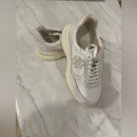 Tory Burch White Sneakers-Size 11 - Picture 4 of 11